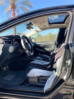 تۆیۆتا کۆرۆلا